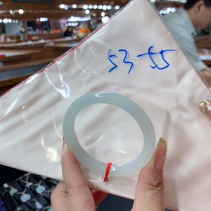 未镶嵌手镯翡翠买断