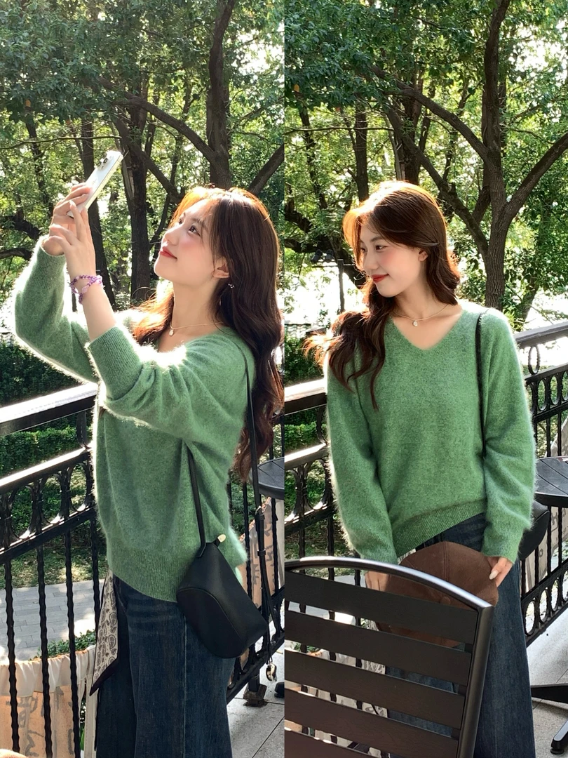 芋米「薄荷青竹」薄款显瘦毛衣衫修身型V领