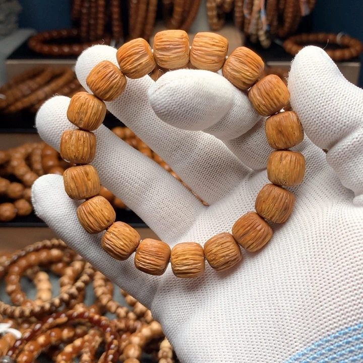 非金属木质紫金鼠12.5×12栢香雕刻单圈