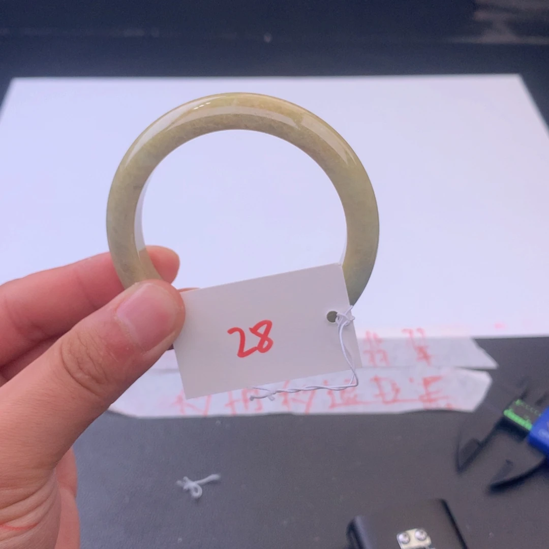 翡翠手镯未镶嵌2565888888888