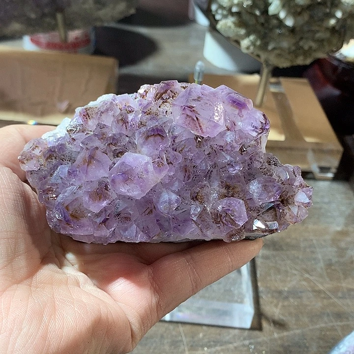 未镶嵌水晶大型摆件（非配饰）