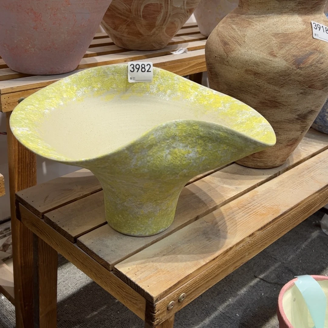 瓷片3892打孔的高21瓶口不规则的