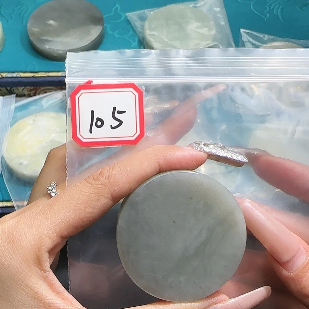 和田玉未镶嵌珠宝半成品