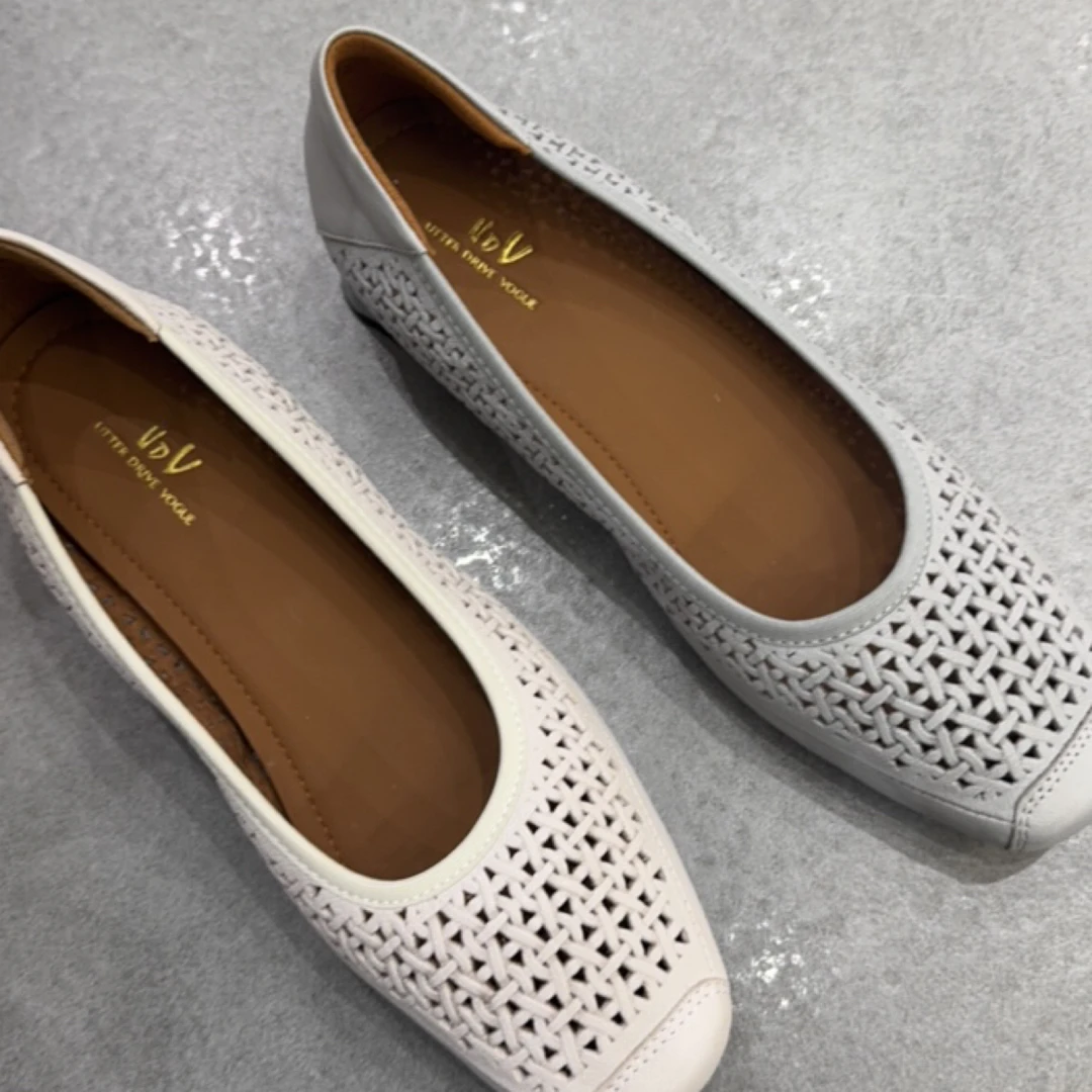 夏秋季压花羊皮编织鞋