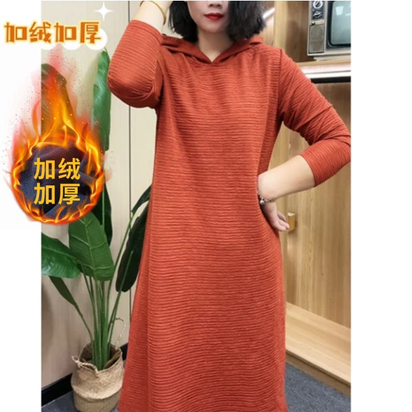 冬季新款加绒加厚复古长袖连衣裙女遮肉显瘦休闲妈妈装