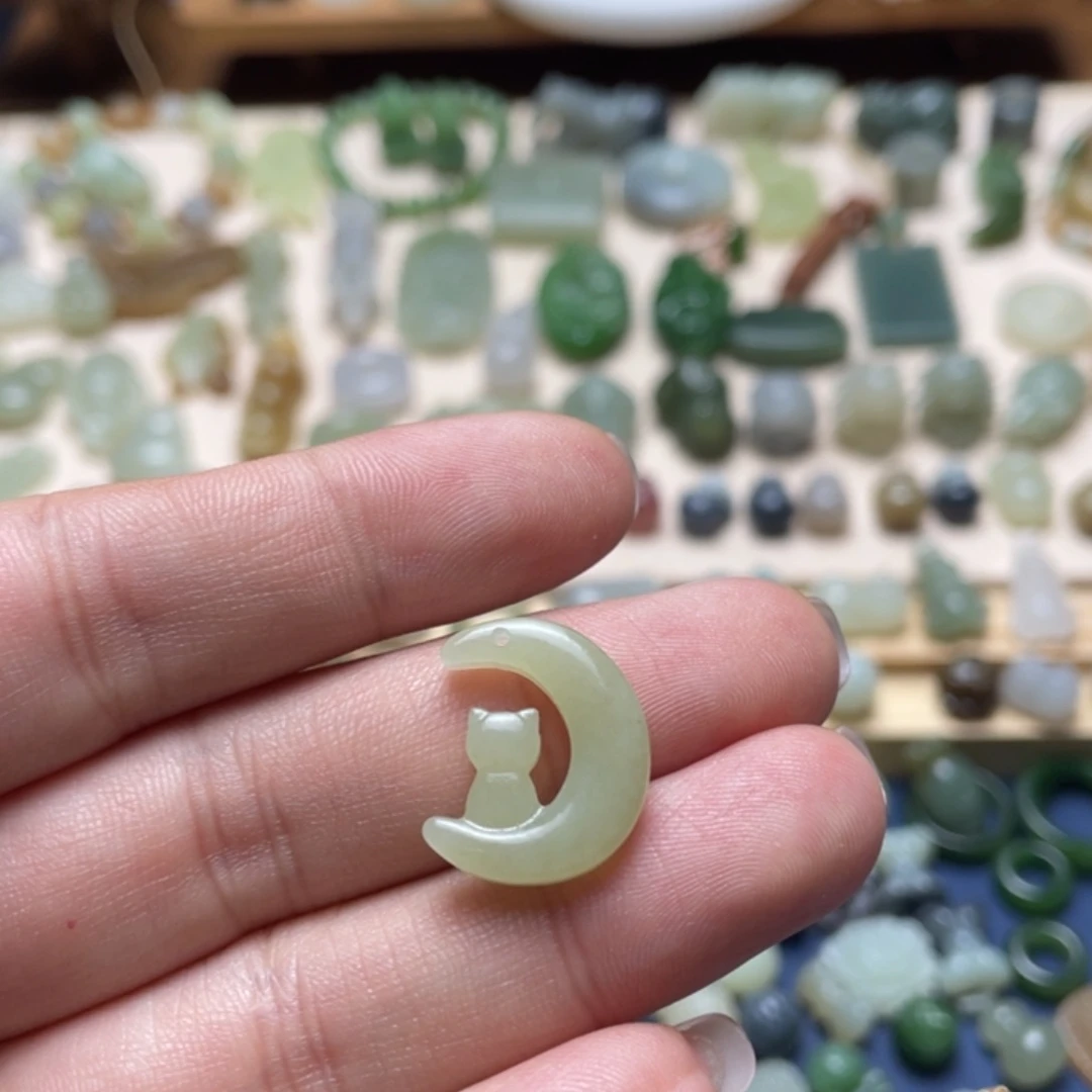 和田玉未镶嵌吊坠(不含链)