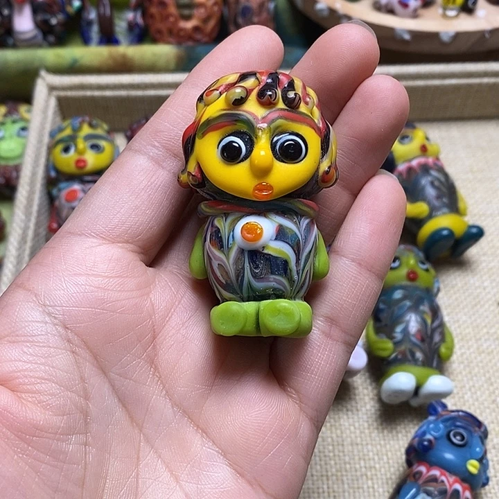 颈饰琉璃小王子娃娃044