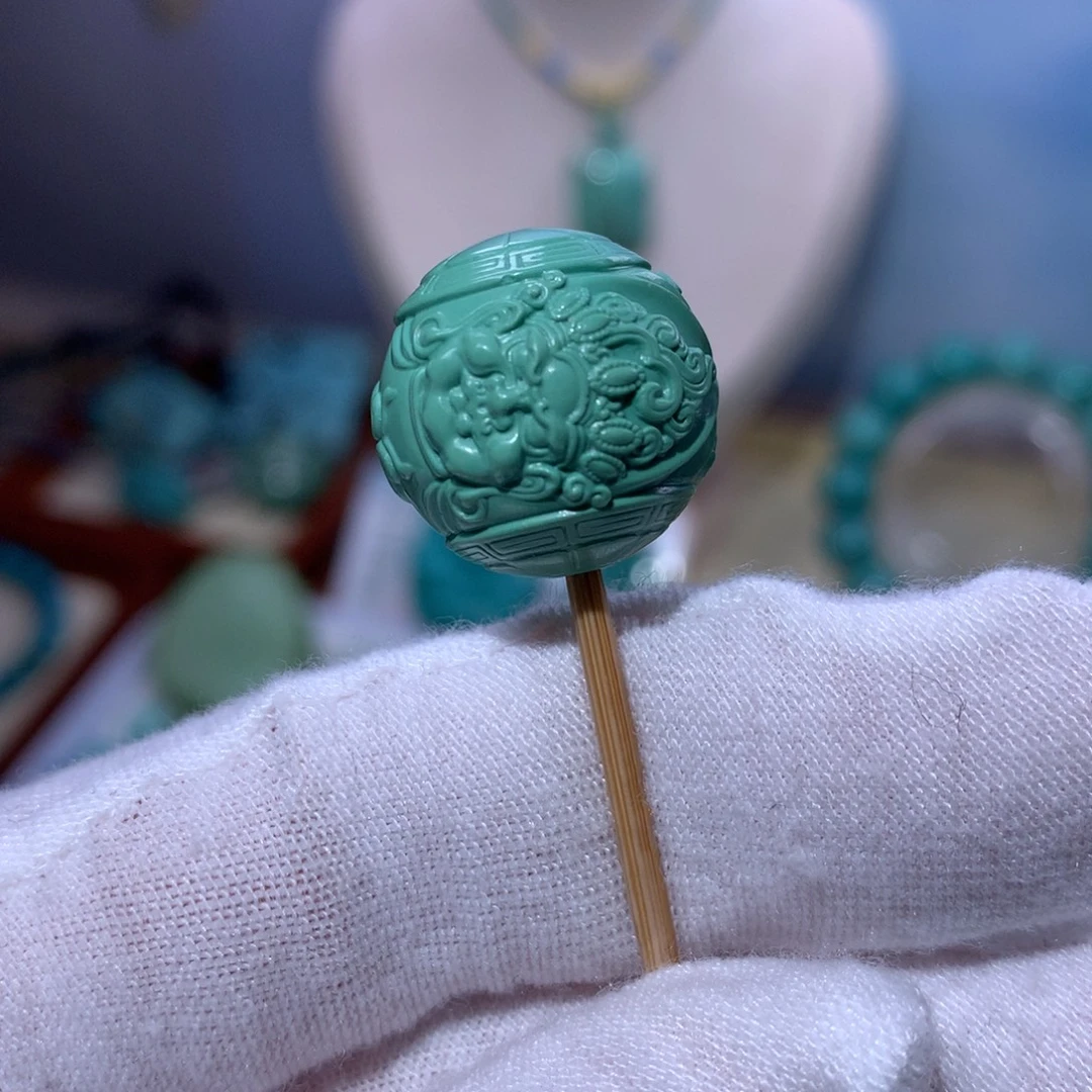 保***明绿松石未镶嵌珠宝奇石719