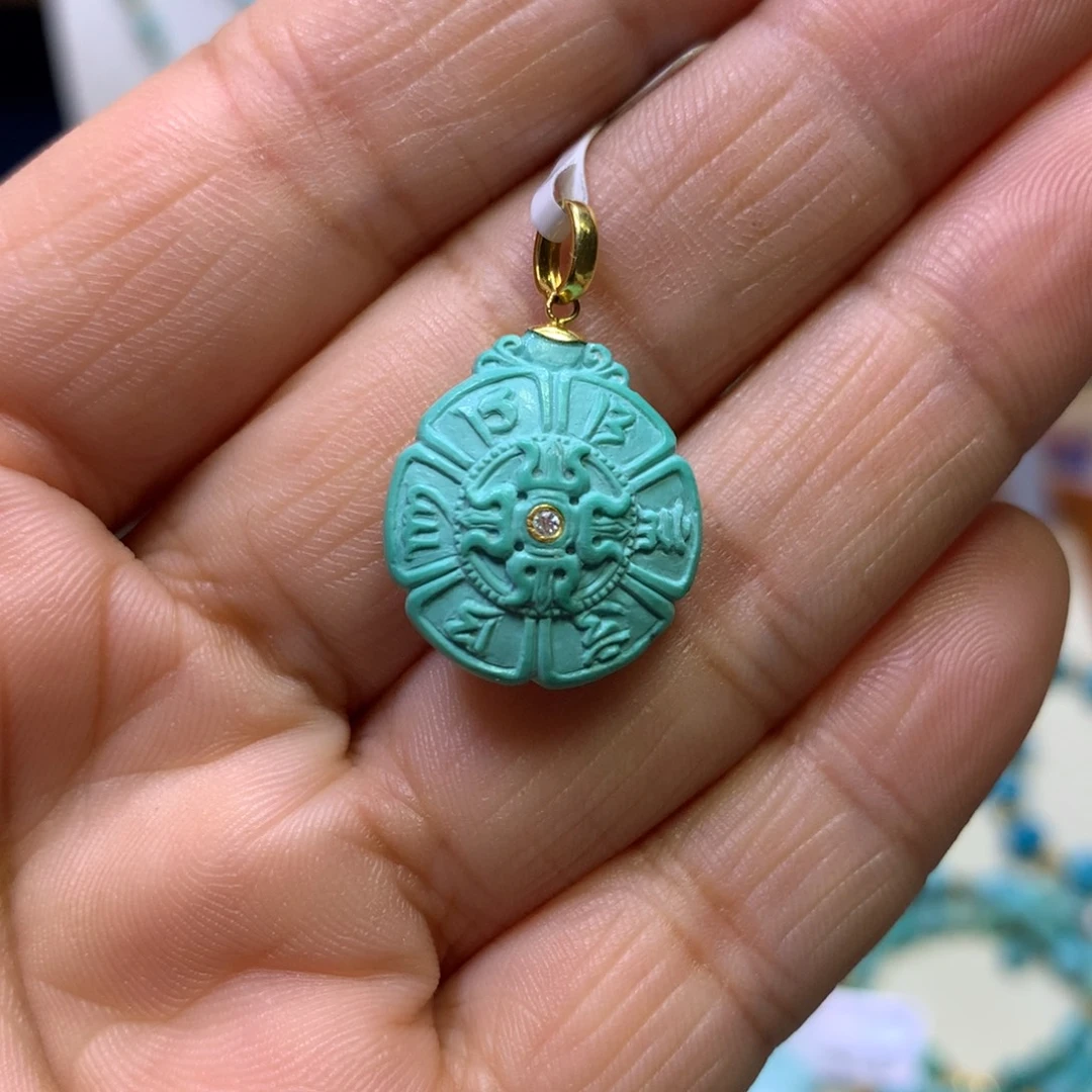 绿松石18K金镶嵌挂件