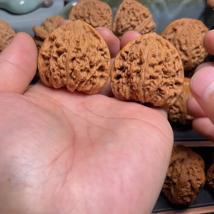 吊坠文玩核桃南疆石