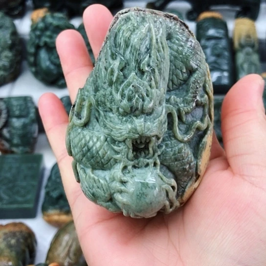 岫岩河磨玉(透闪石质玉)未镶嵌把件