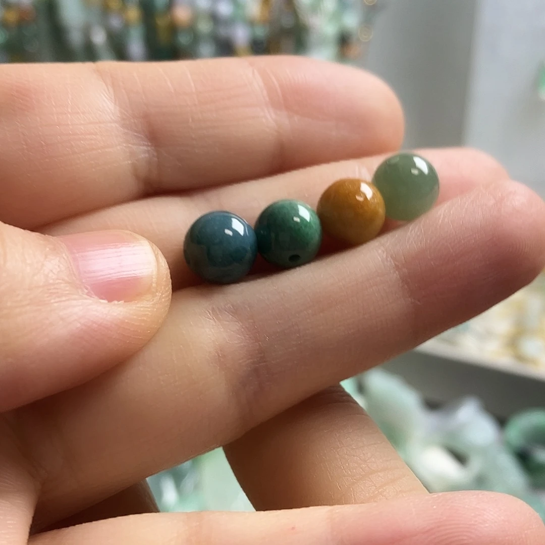 翡翠未镶嵌颈饰18一手卡8