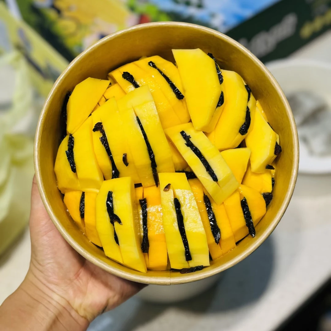 芒果夹乌梅250克