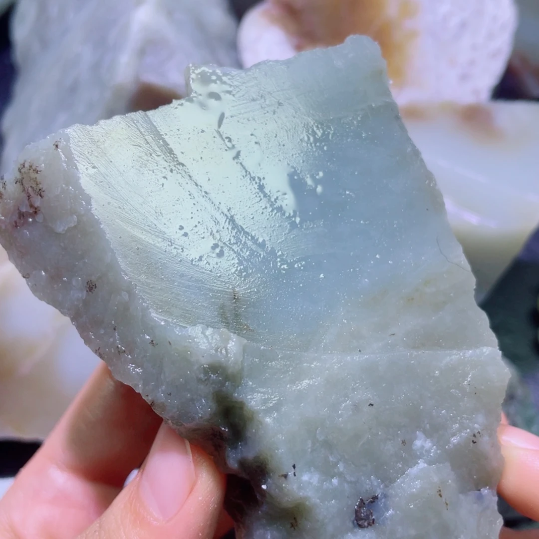 和田玉未镶嵌珠宝半成品