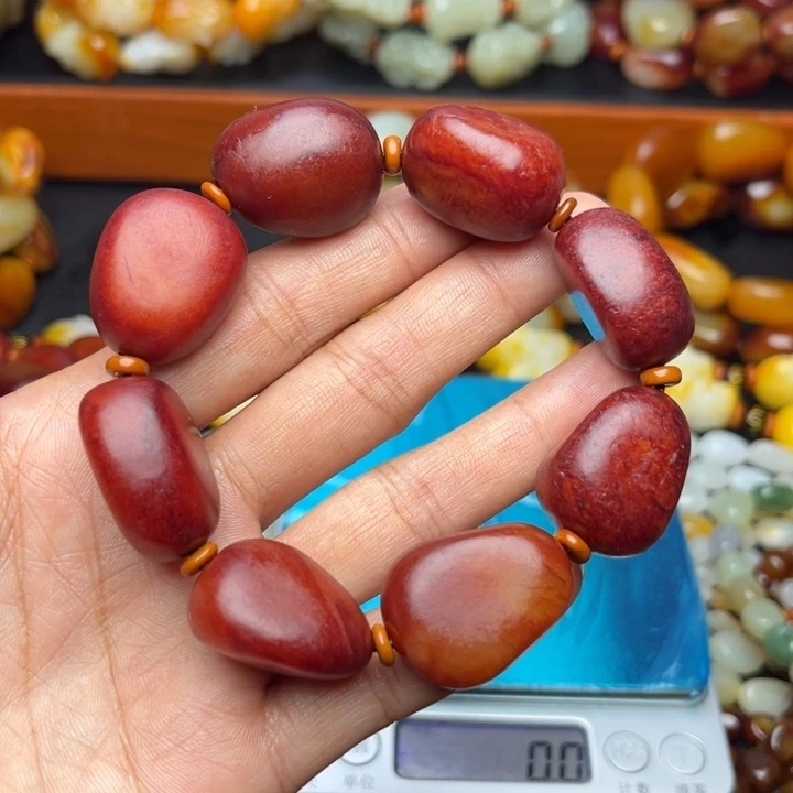 黑***卫和田玉未镶嵌手链