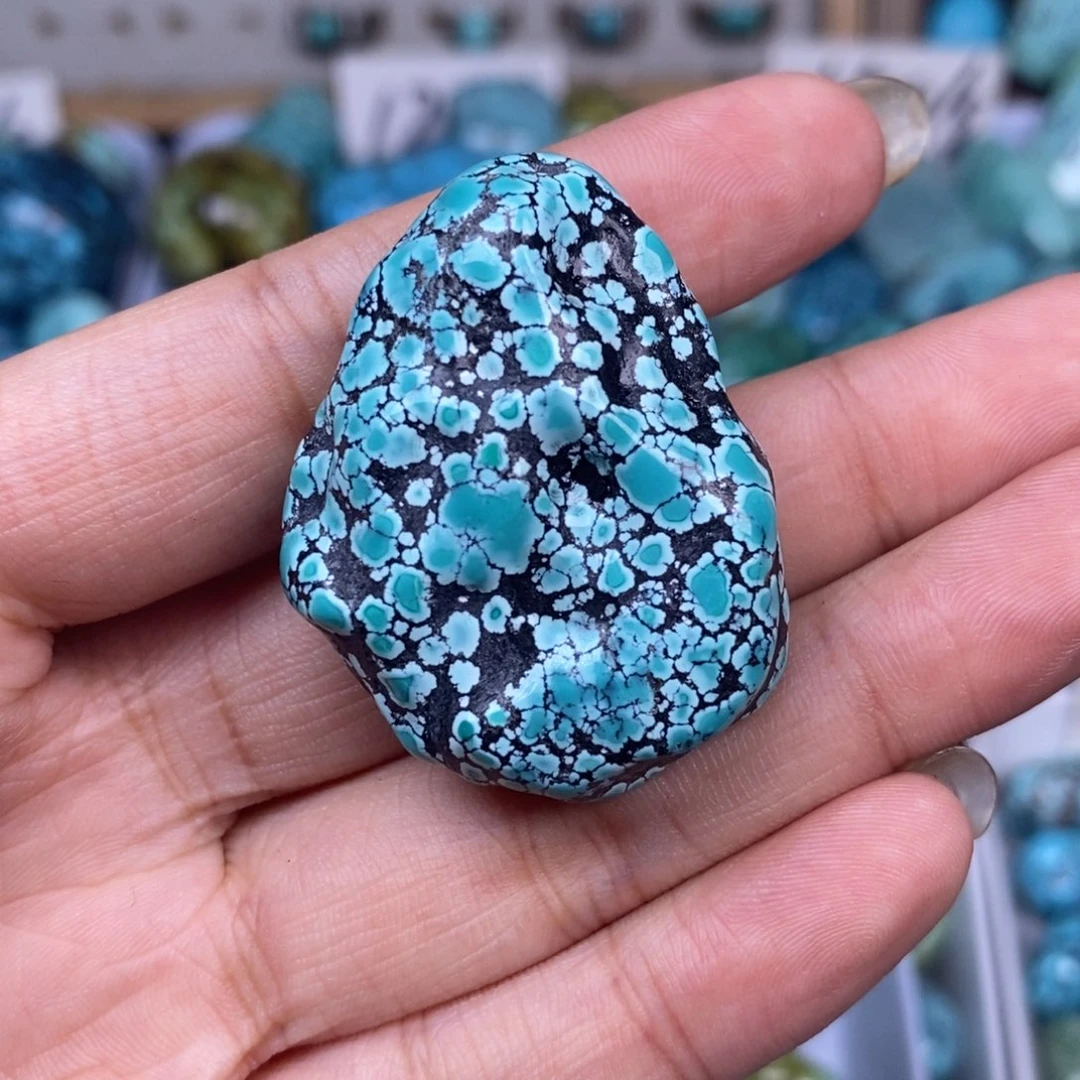 绿松石未镶嵌挂件