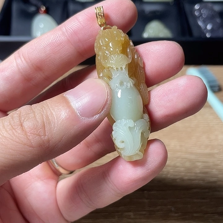 和田玉银S925镀金镶嵌颈饰