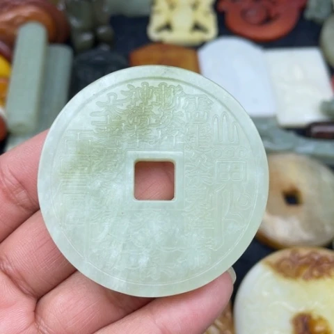 蛇纹石玉颈饰未镶嵌45