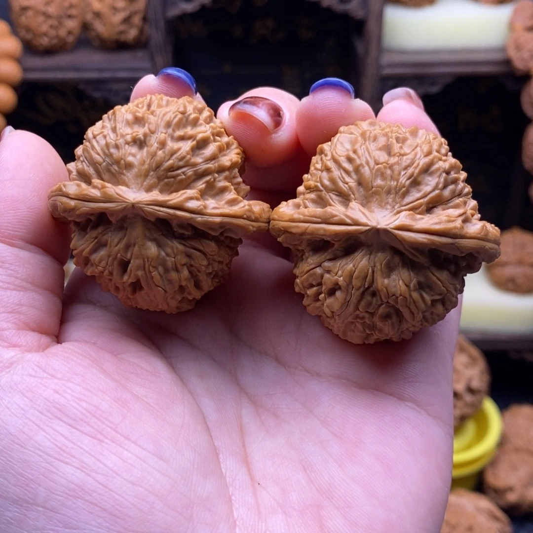 文玩核桃把件43球白