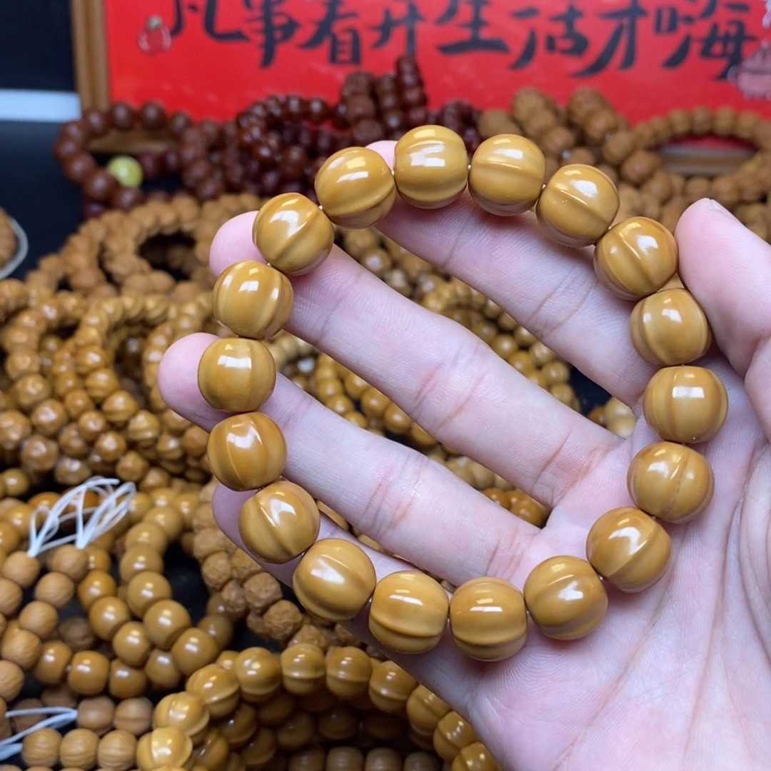 尙***吊坠猴头核桃猴头核桃微瑕鲨鱼
