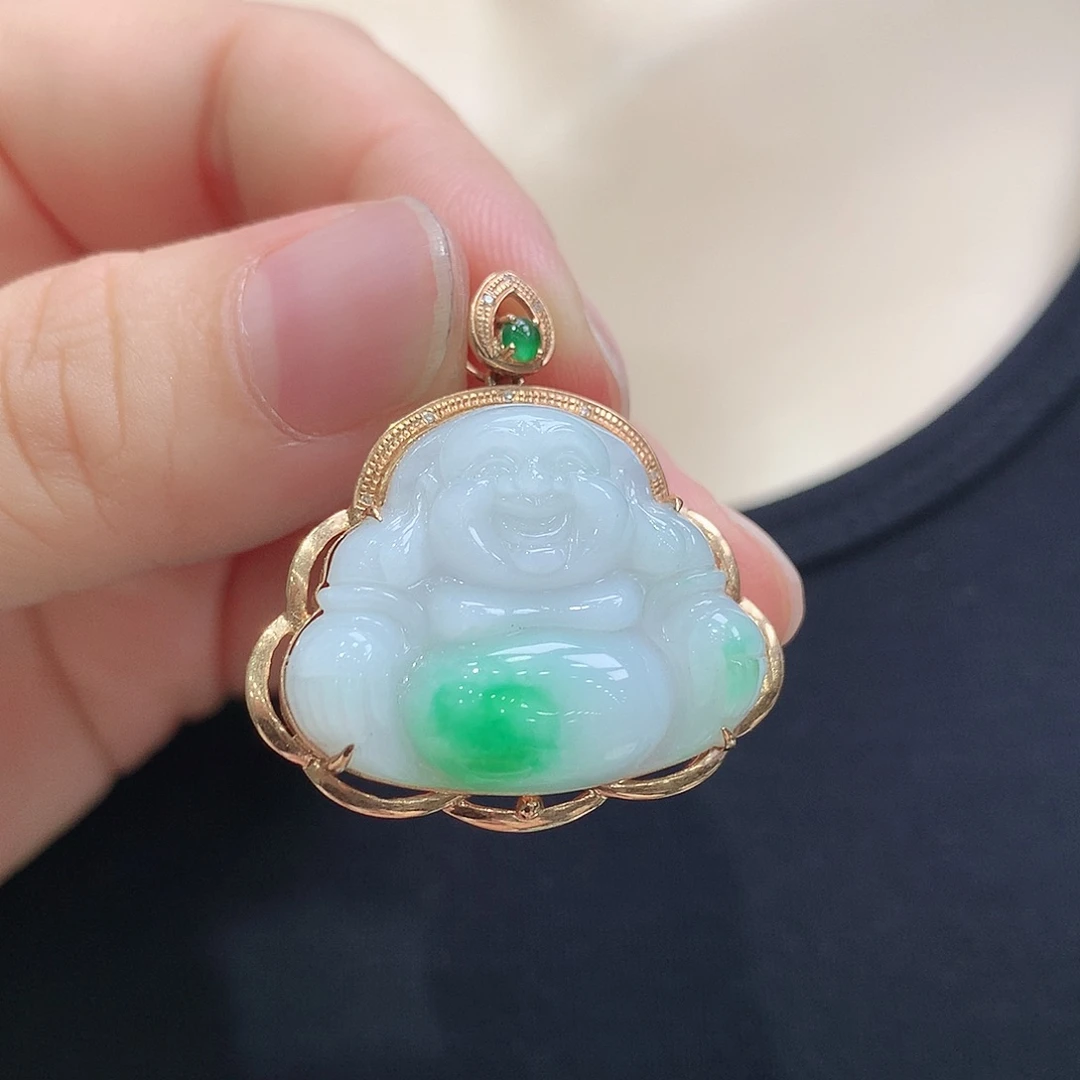 颈饰18K金镶嵌翡翠佛公