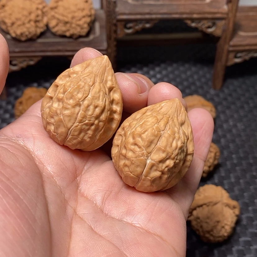 【闪购商品】文玩核桃吊坠x****了32.5尺，龟甲纹