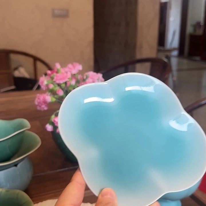 青瓷哈哈哈哈哈哈哈哈哈哈哈哈哈哈