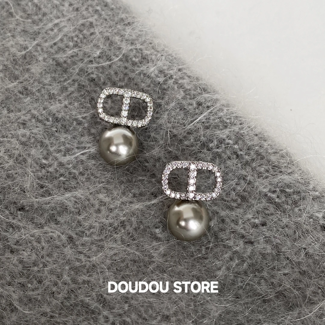 铜合金仿珍珠耳饰 k1123猪鼻满钻清冷灰色耳环女高级感轻奢气质