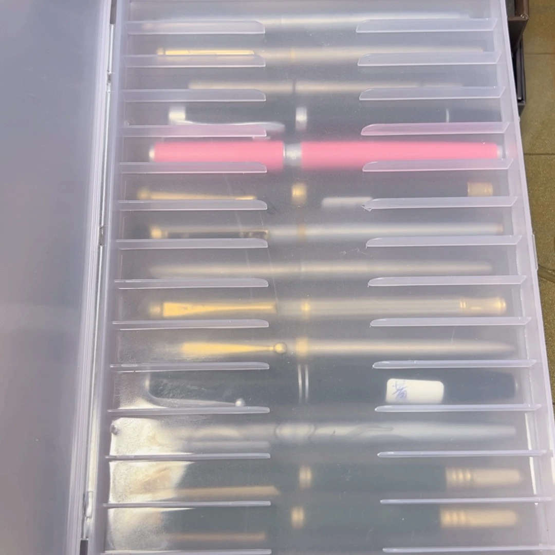 直播福利钢笔收纳盒3个