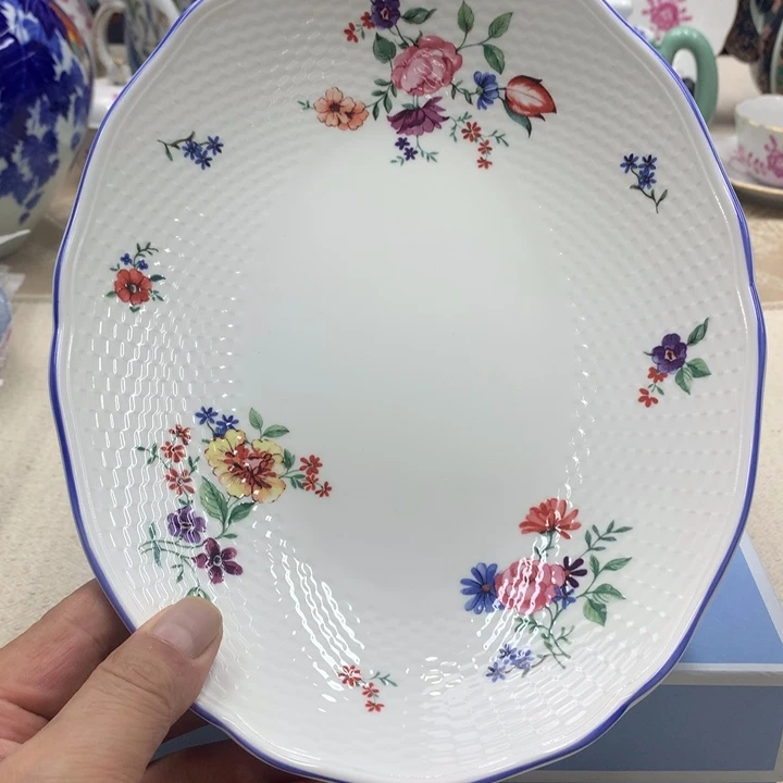 瓷片这首单曲的歌