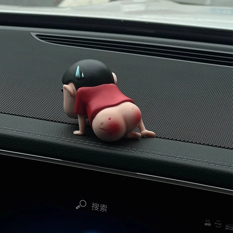 可爱emo小新光pp蜡笔小新车载汽车中控台摆件家居礼物桌面装饰品