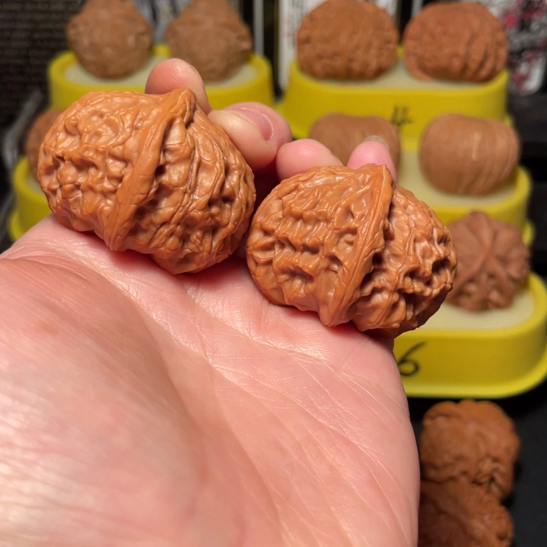 文玩核桃把件41尺莲花山核桃