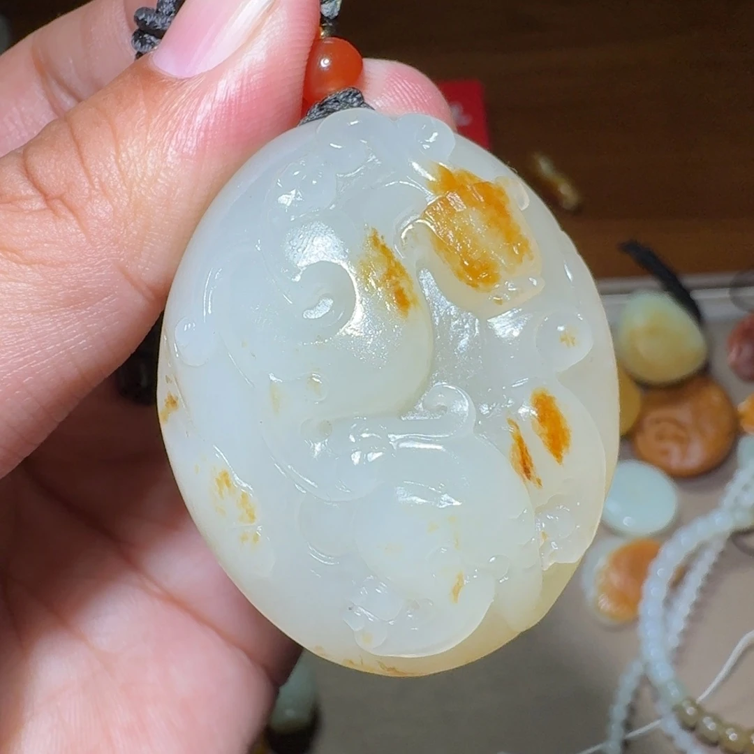 和田玉颈饰未镶嵌