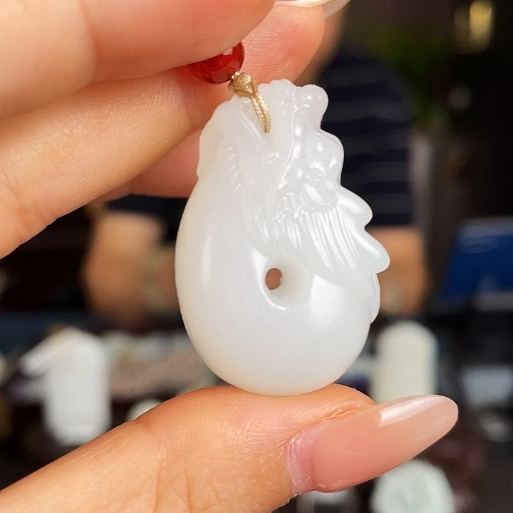 和田玉未镶嵌颈饰定制发货