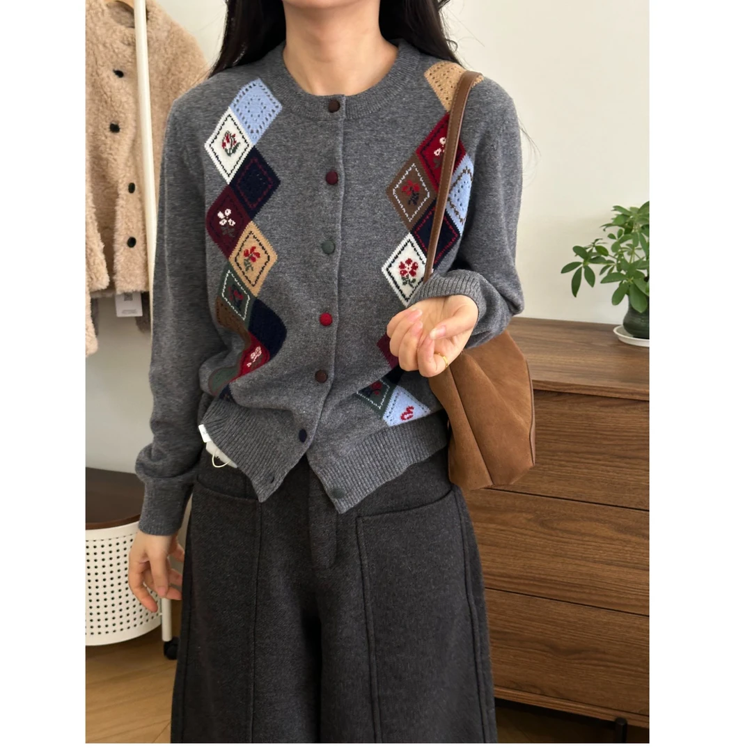 XIAOYINZI 设计师款！复古手工提花钩织100%全羊毛菱格全羊毛开衫