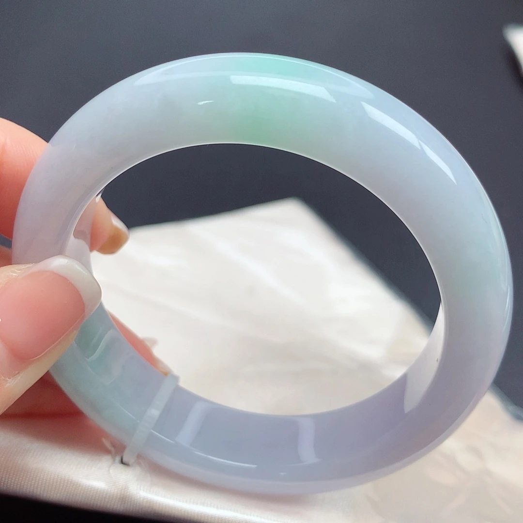 翡翠手镯未镶嵌09n n n n n n n n