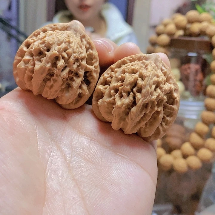 【闪购商品】文玩核桃把件38霞云岭