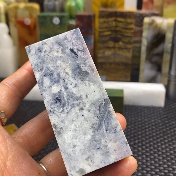 江西石心**涛青田石印章石