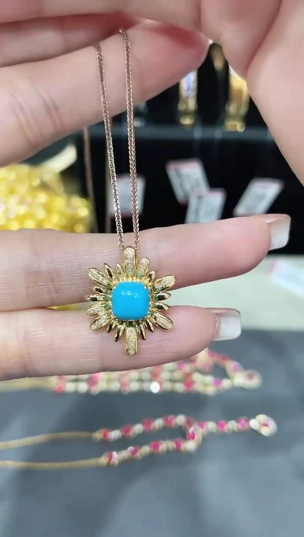 18K金镶嵌绿松石吊坠（不含链）