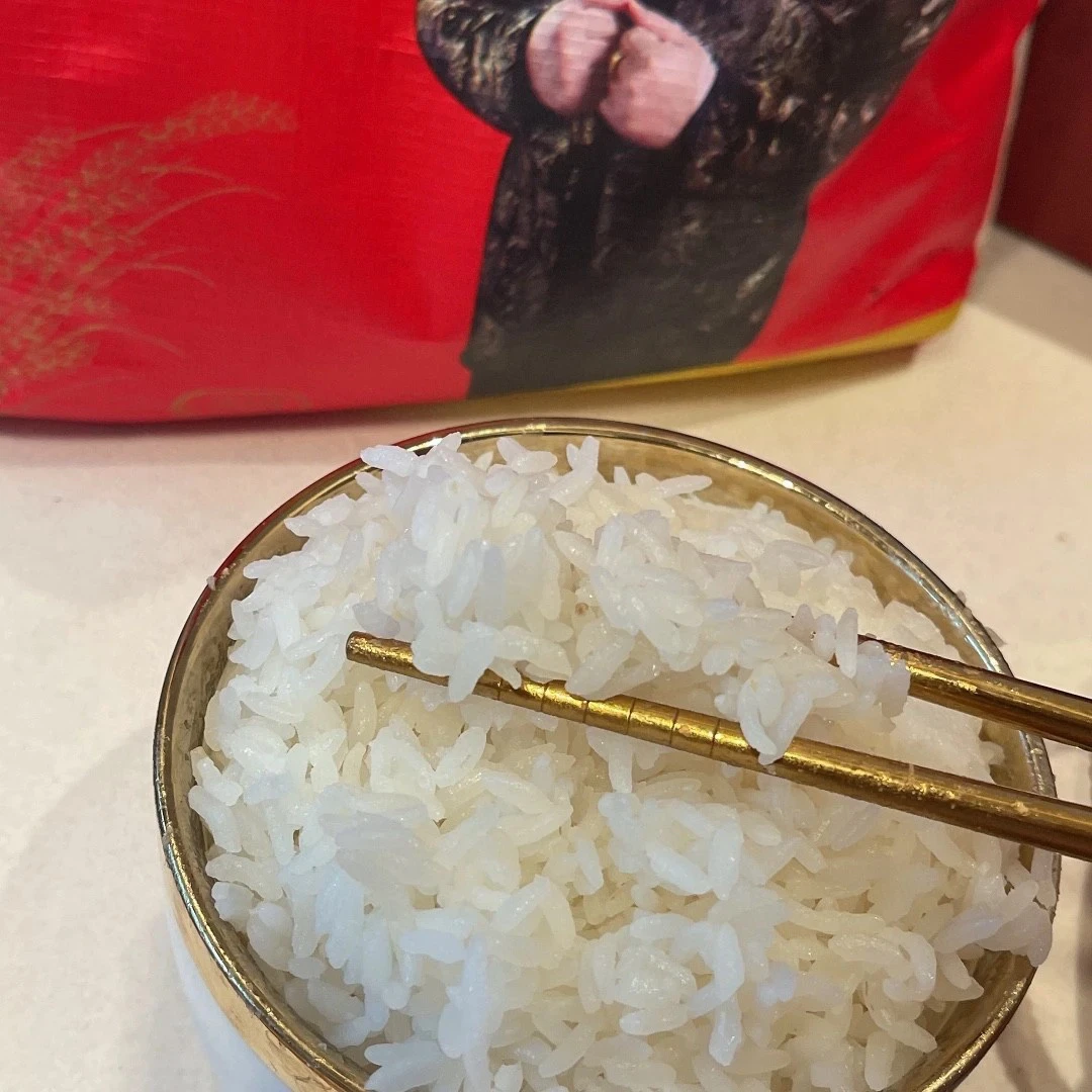 2.5Kg五常大米。