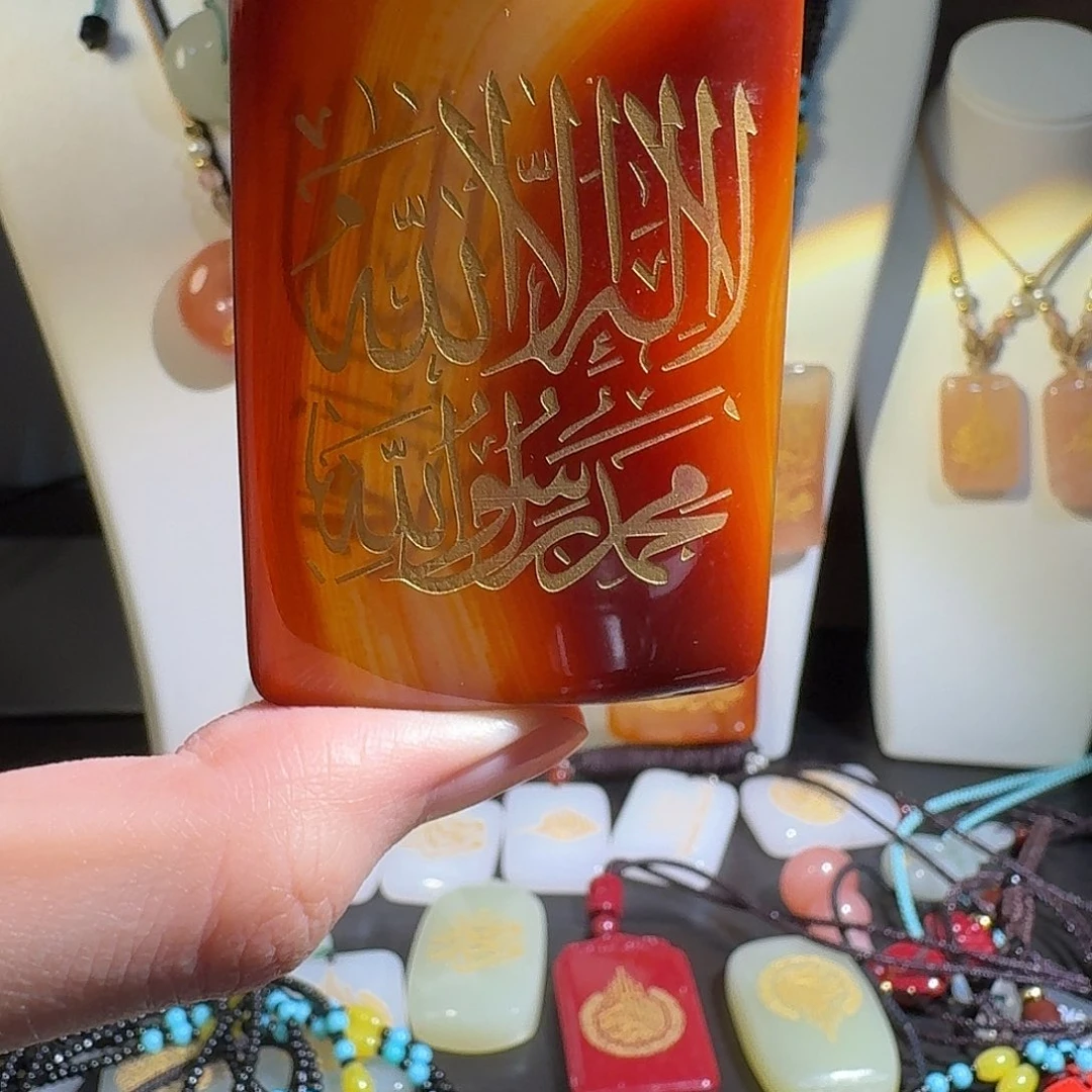 合金颈饰玛瑙/玉髓