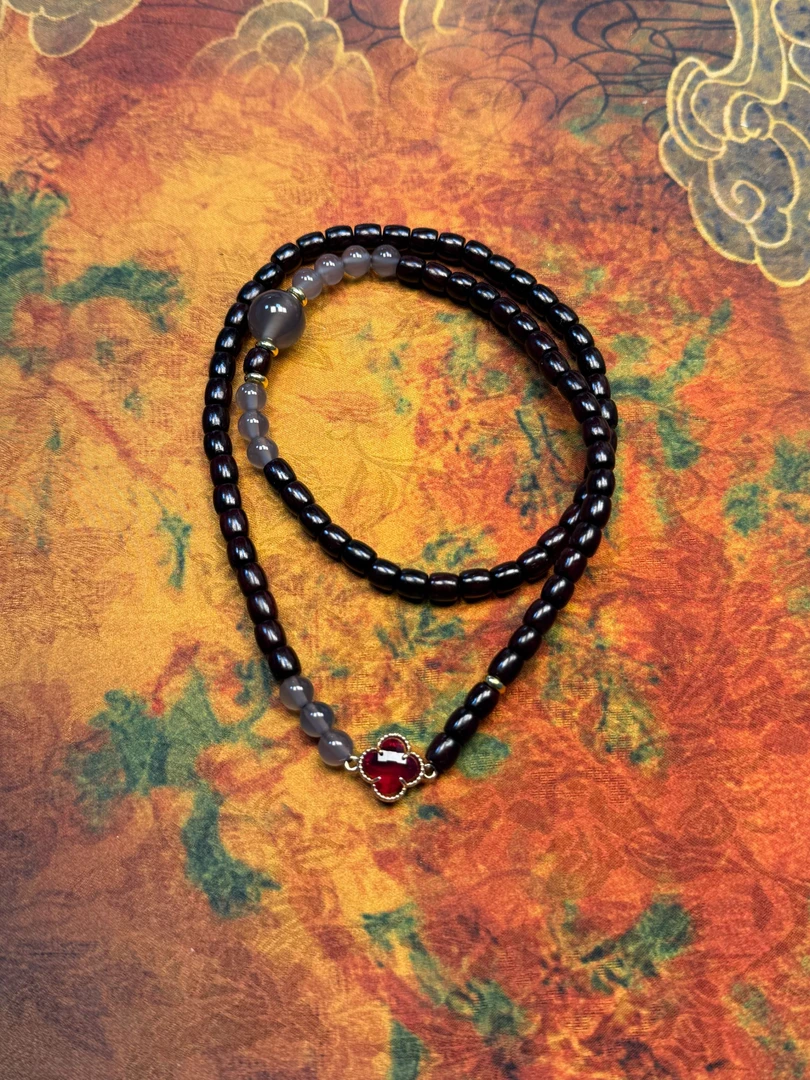 A111小叶紫檀四叶草多圈手串-无礼盒