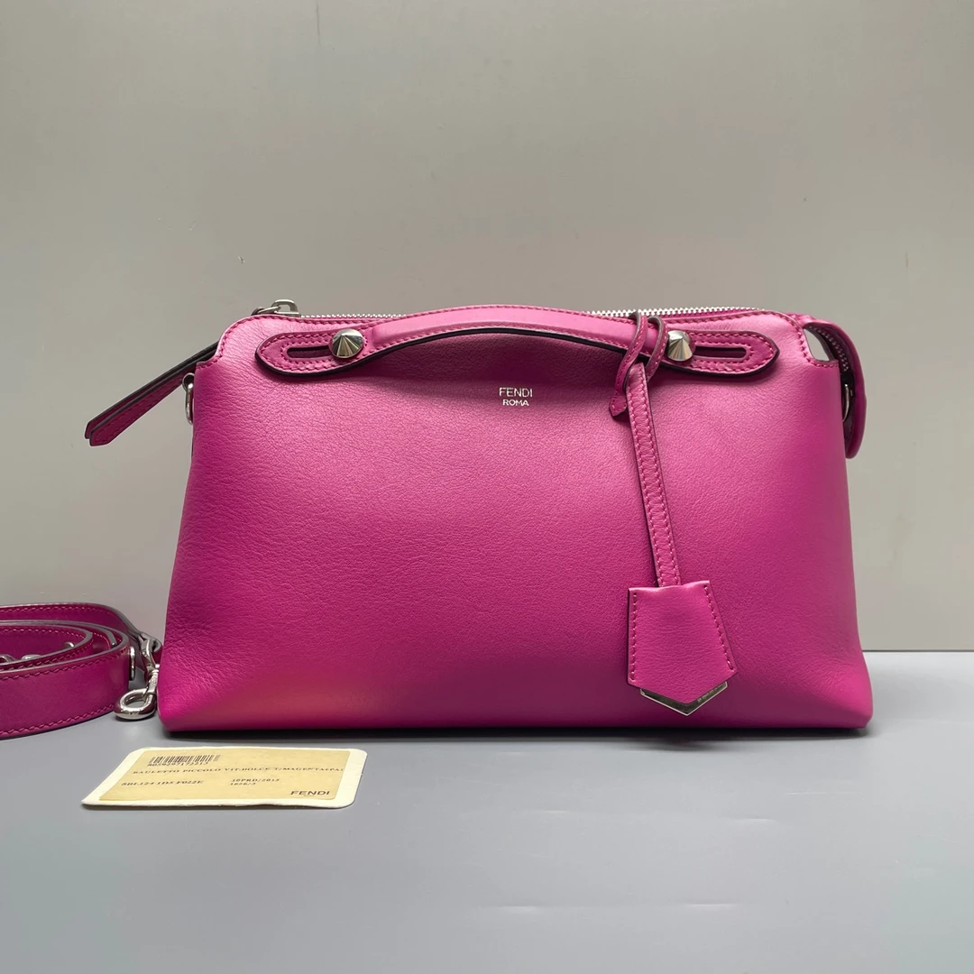 95新 FENDI/芬迪 优选/ Bytheway中号玫红色手提斜挎包/28×16×13