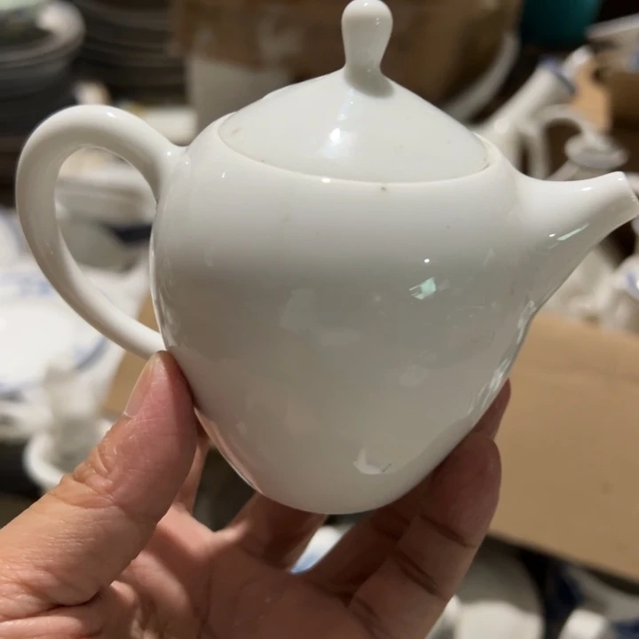 宝町小茶壶一个陶瓷