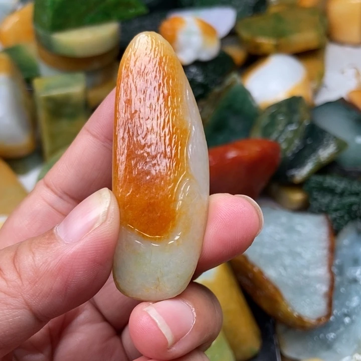 翡翠未镶嵌挂件缅甸翡翠