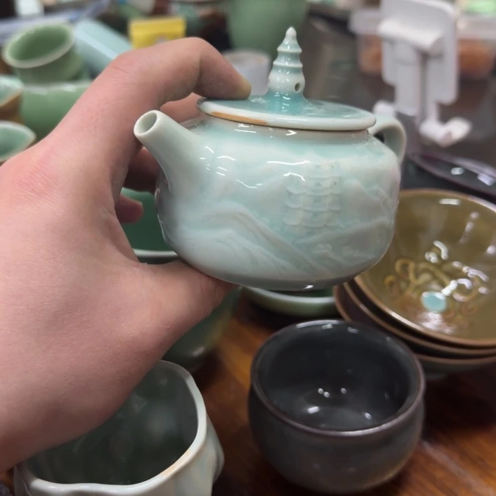 龙泉青瓷茶具微瑕6190