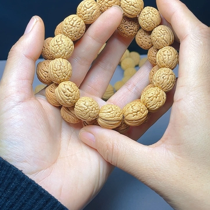 遇***安吊坠桃核桃核手串