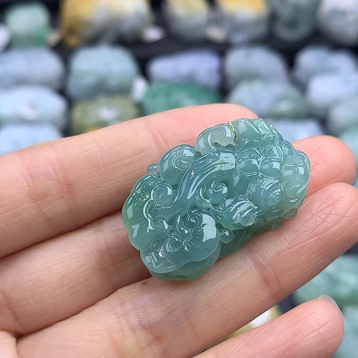 翡翠未镶嵌颈饰天然缅甸A货翡翠貔貅吊坠