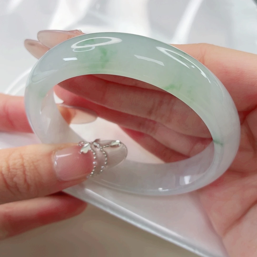 翡翠未镶嵌手镯54圈 25217