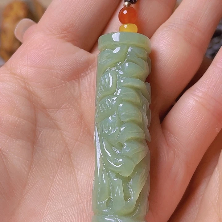 岫岩河磨玉（透闪石质玉）未镶嵌把件